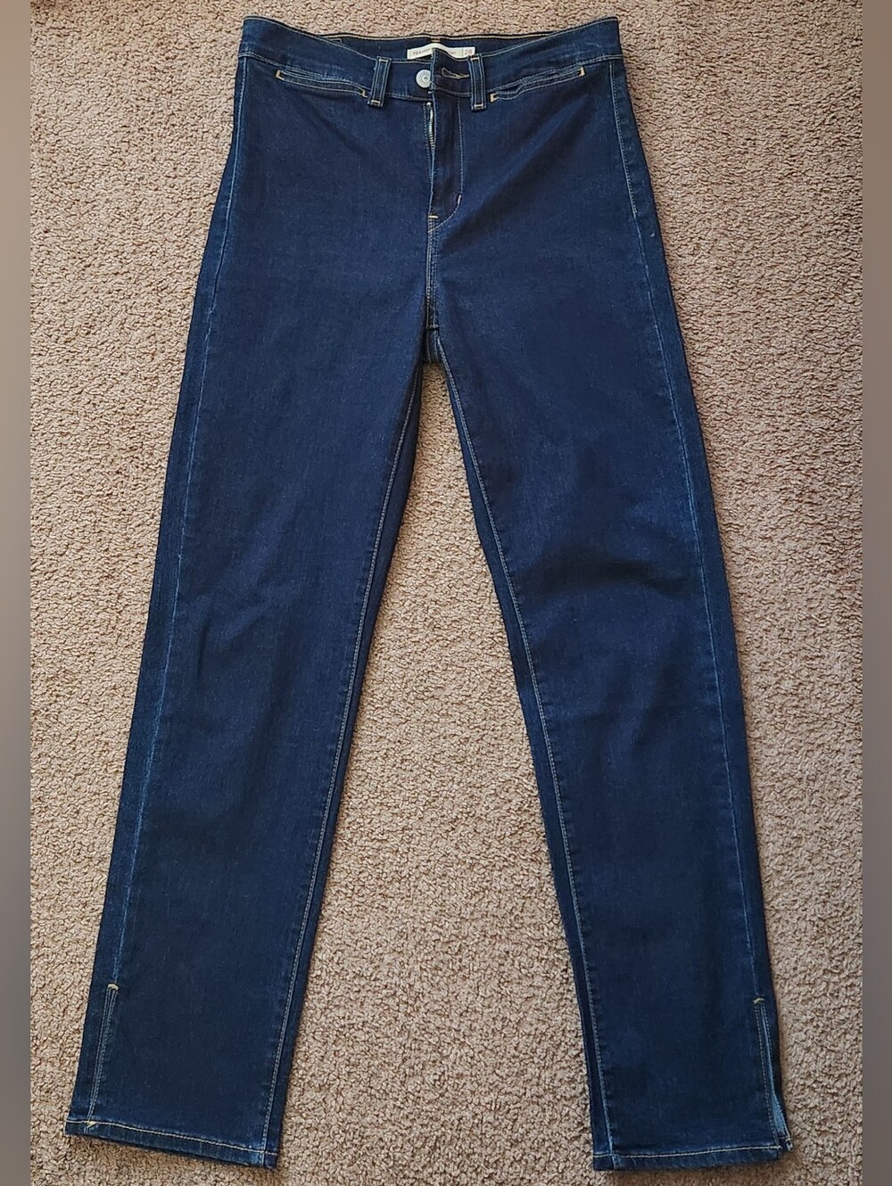 Levi's 724 High Rise Straight Patch Pocket Jeans Dark Wash